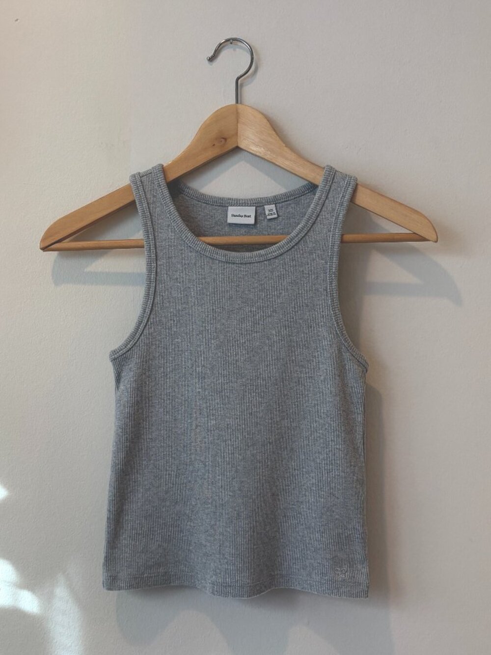 Aritzia Sunday Best Cropped Honor Tank in Heather Chrome, Size XS
